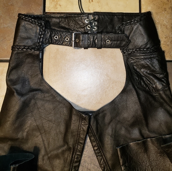 Hot Leathers Braided Leather Riding Chaps - Picture 5 of 13